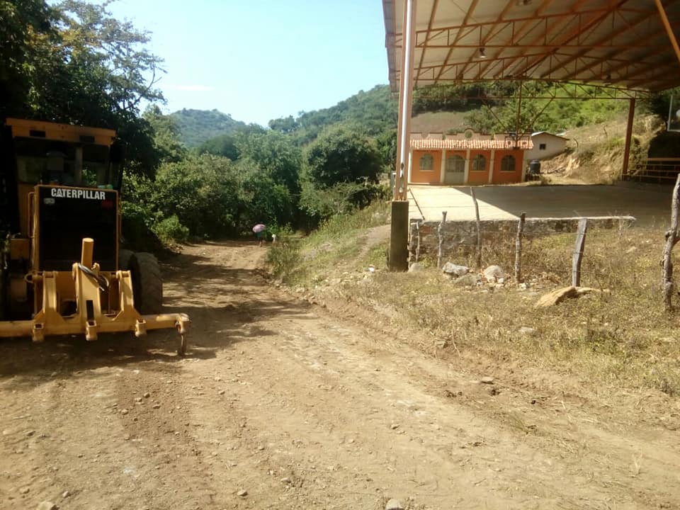 El gobierno realiza rastrilleo de los caminos rurales del municipio