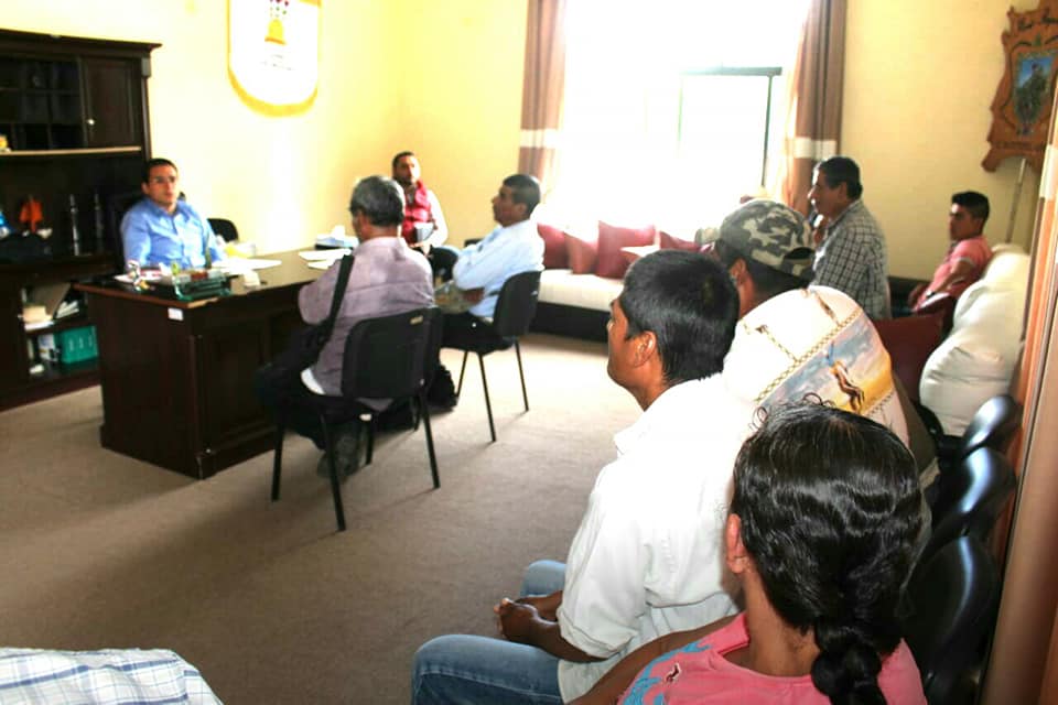 Reunión de habitantes de El Ahuejote y La Reforma con el Presidente Municipal