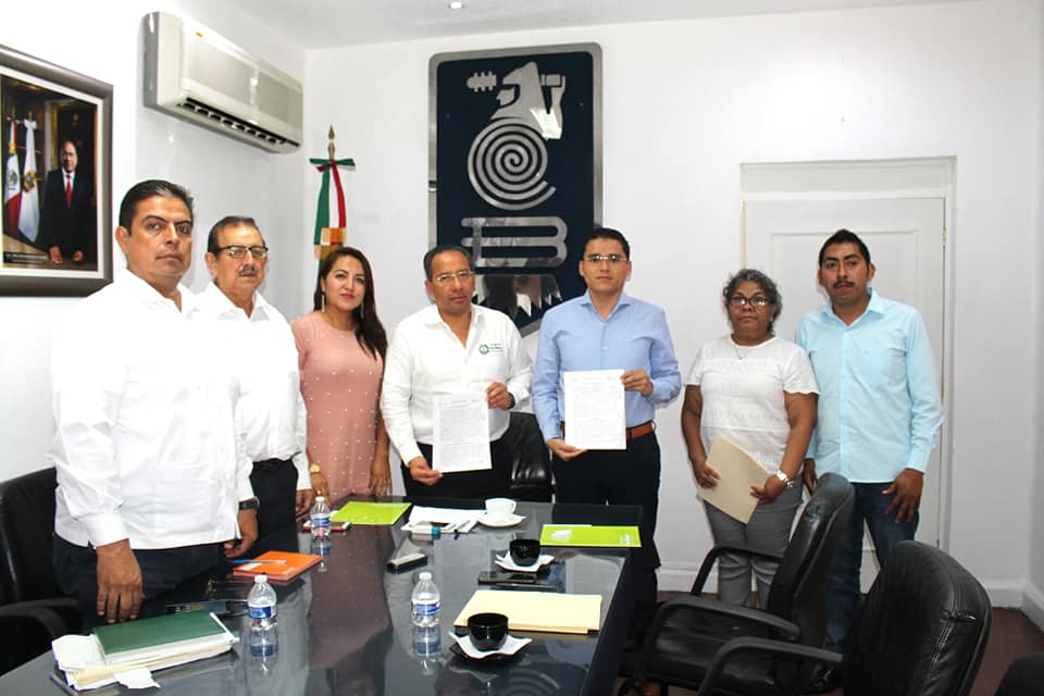 Firma de Convenio con el Colegio de Bachilleres