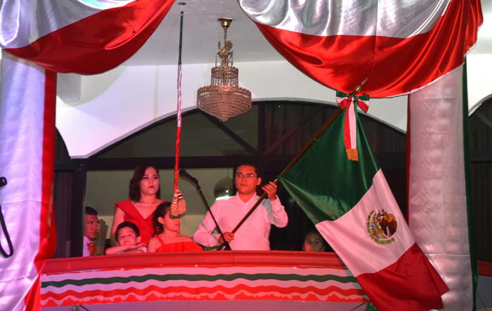 Encabeza el Alcalde ceremonia del Grito de Independencia