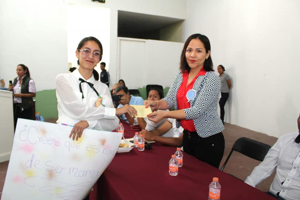 Clausura de la «Semana Nacional de Salud de la Asolescencia» contó con la presencia de la Presidenta del DIF Municipal