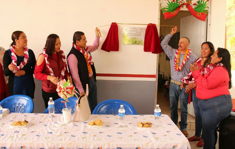 Asiste el alcalde a la inauguración de techado en escuela «Ignacio Manuel Altamirano»