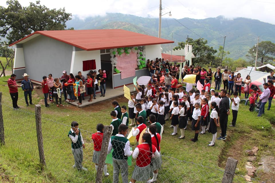 Inauguración del aula preescolar en la localidad "El Encanto"
