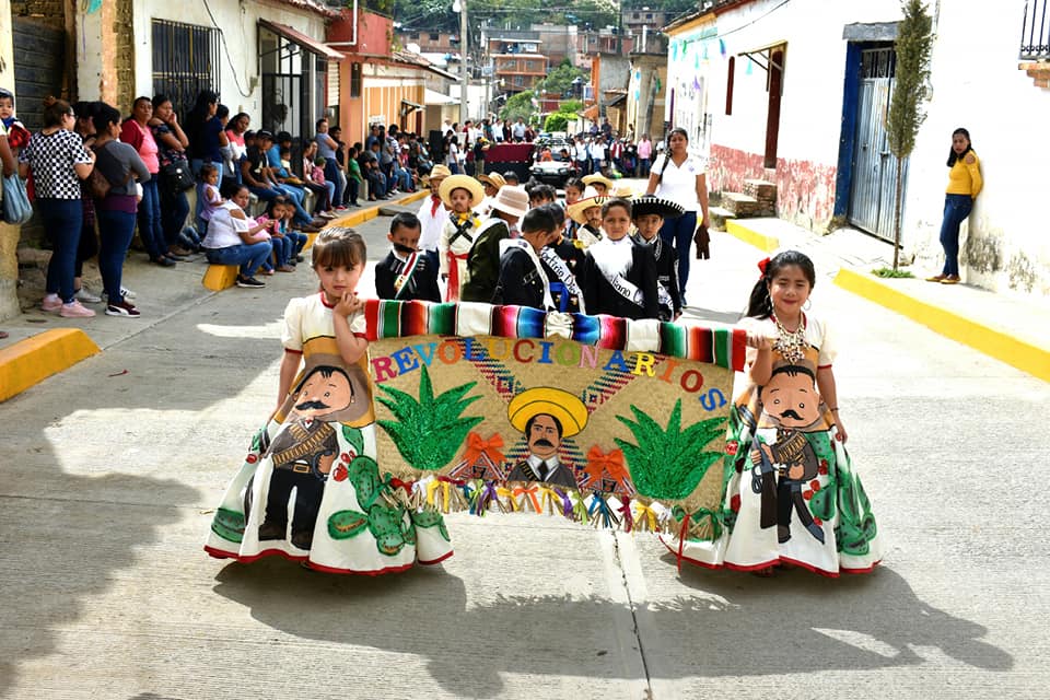 Se llevó a cabo el tradicional desfile del 20 de Noviembre
